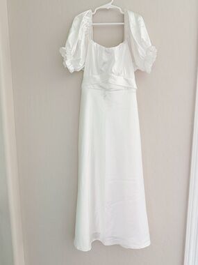 Allison + Kelly Puff-Sleeve Formal Dress
